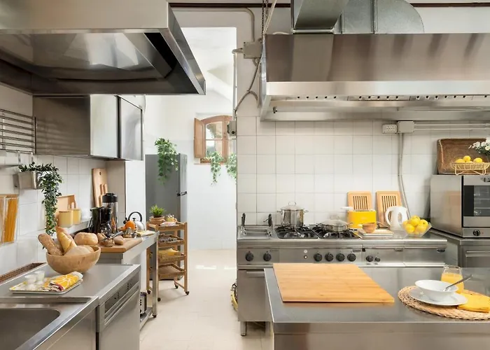 Guado Al Sole 26&4, Emma